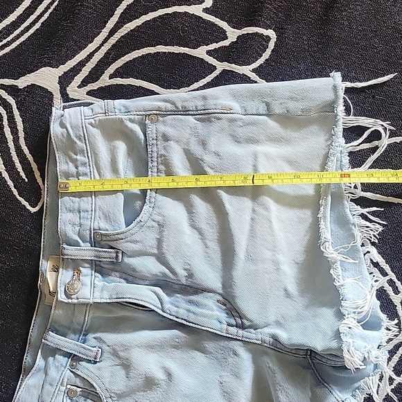 Madewell Denim Shorts - Picture 5 of 6